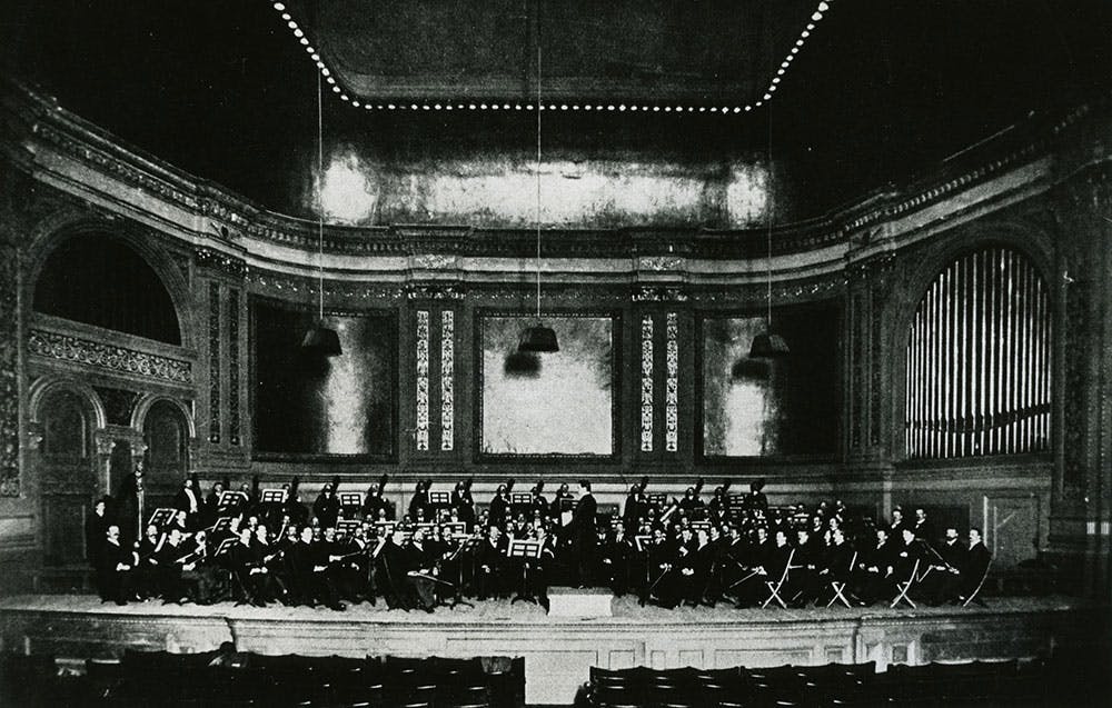 Walter Damrosch conducts the New York Philharmonic, 1902