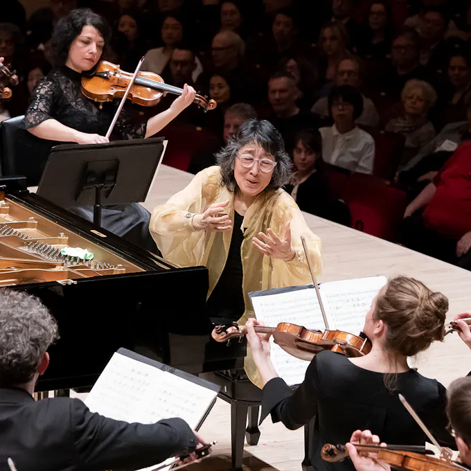 Mistuko Uchida with Mahler Chamber Orchestra