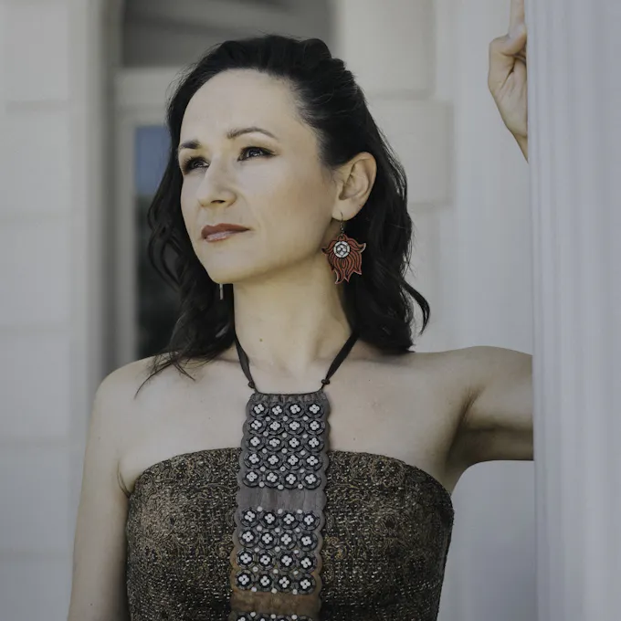 Eva Polgar
