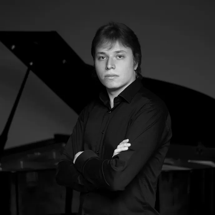 Ilya Shmukler Solo Recital at Carnegie Hall Ilya Shmukler Solo Recital at Carnegie Hall