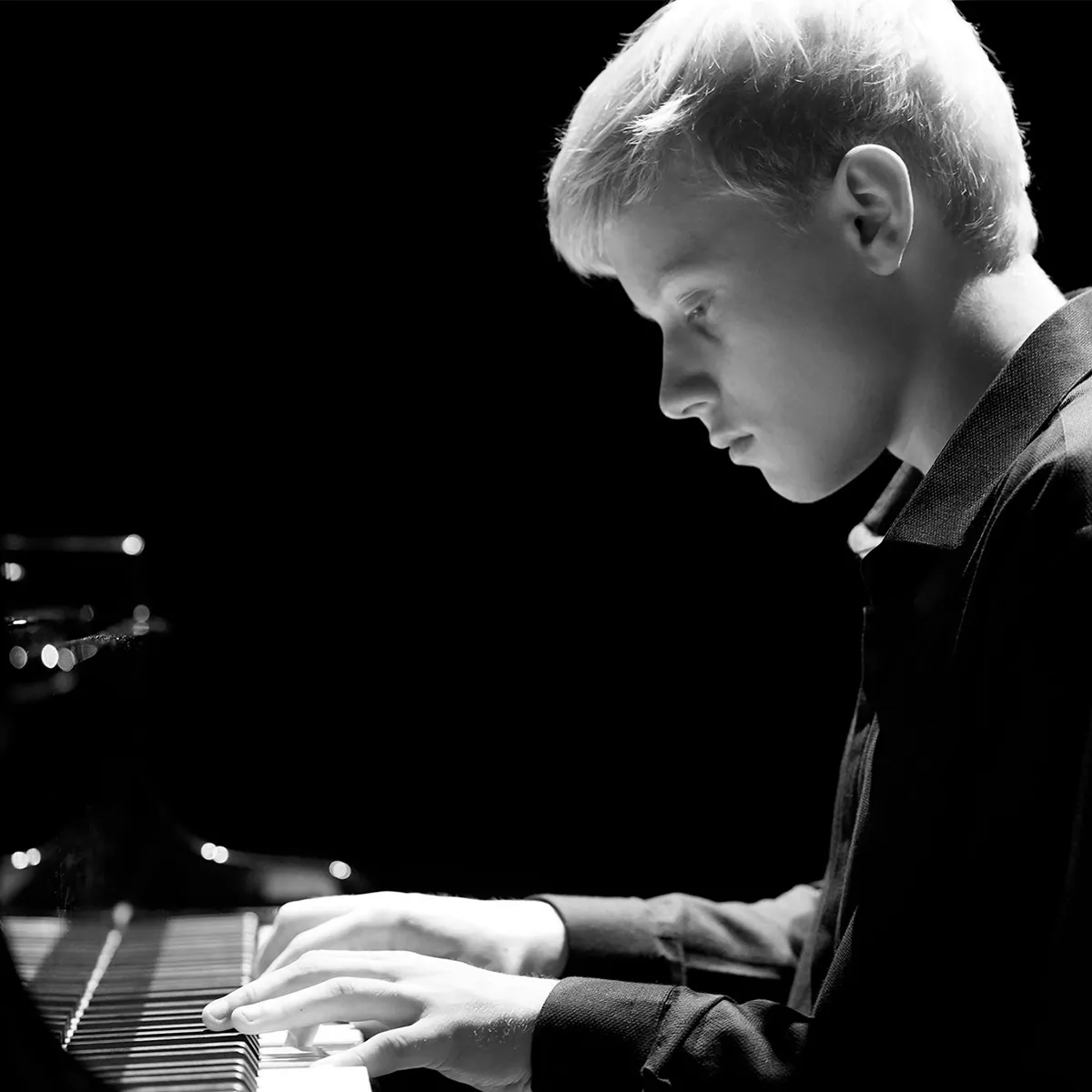 Alexander Malofeev Solo Recital at Carnegie Hall