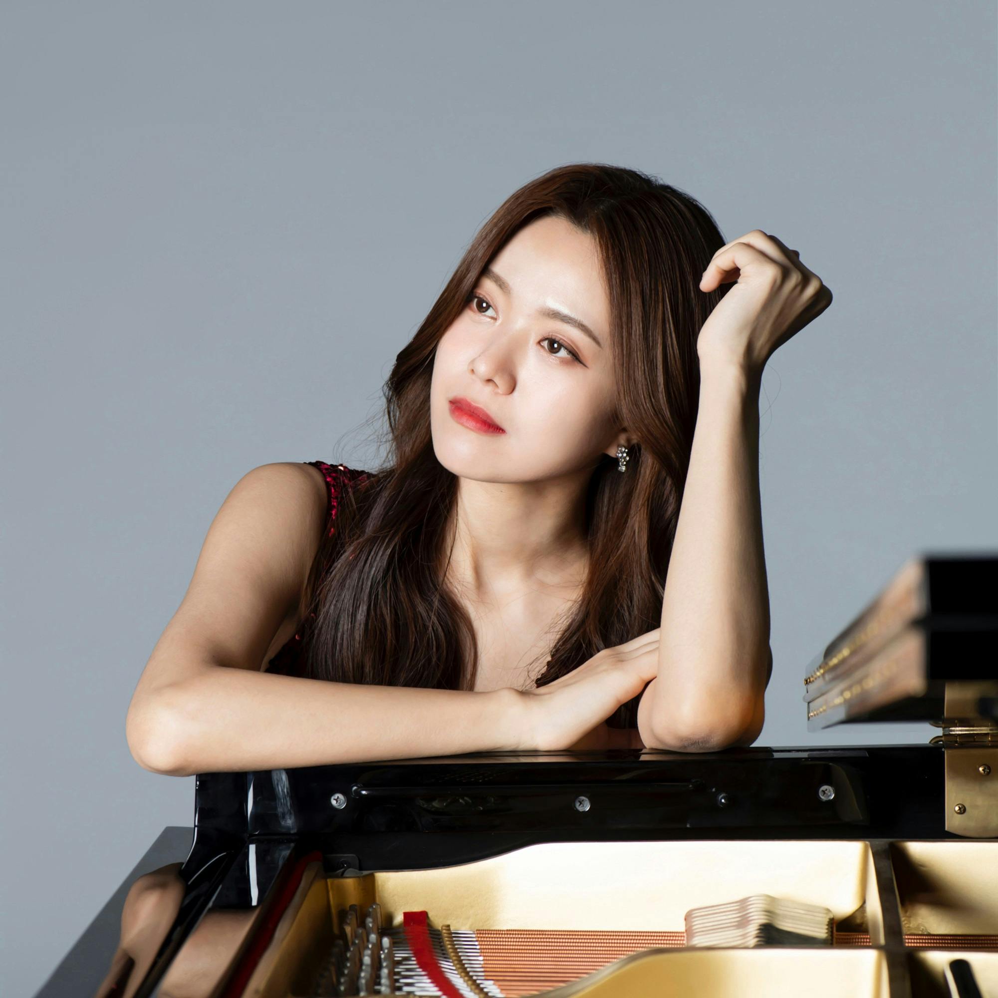 Jimin Han Solo Recital at Carnegie Hall