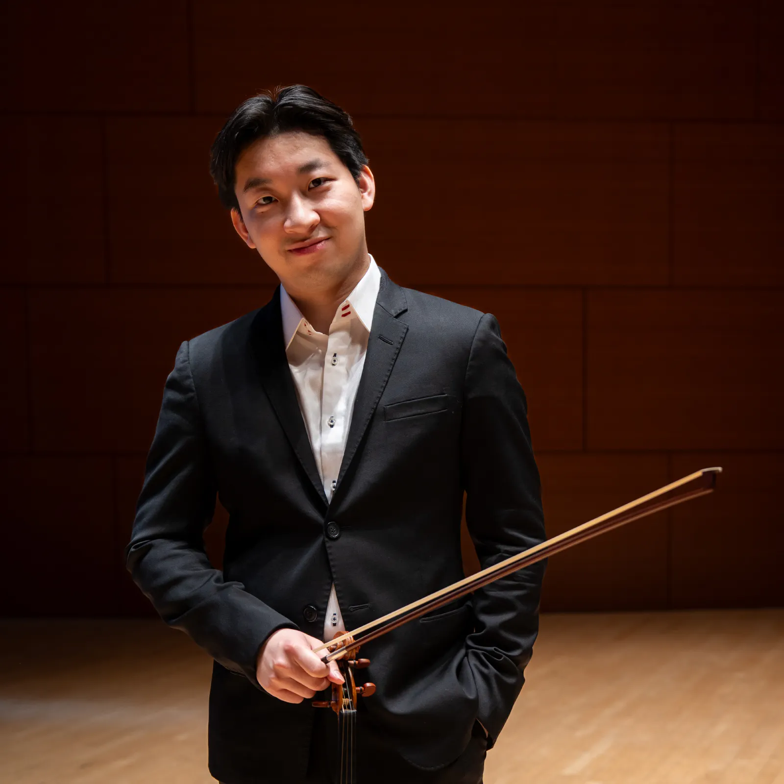 Hiu Sing Fan, Violin ​Cameron Akioka, Piano