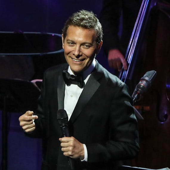 https://carnegiehall.imgix.net/-/media/CarnegieHall/Images/Events/Live-with-Carnegie-Hall/2020-06-16-Live-with-Carnegie-Hall-Michael-Feinstein.jpg?w=570&h=570&fit=crop&crop=faces