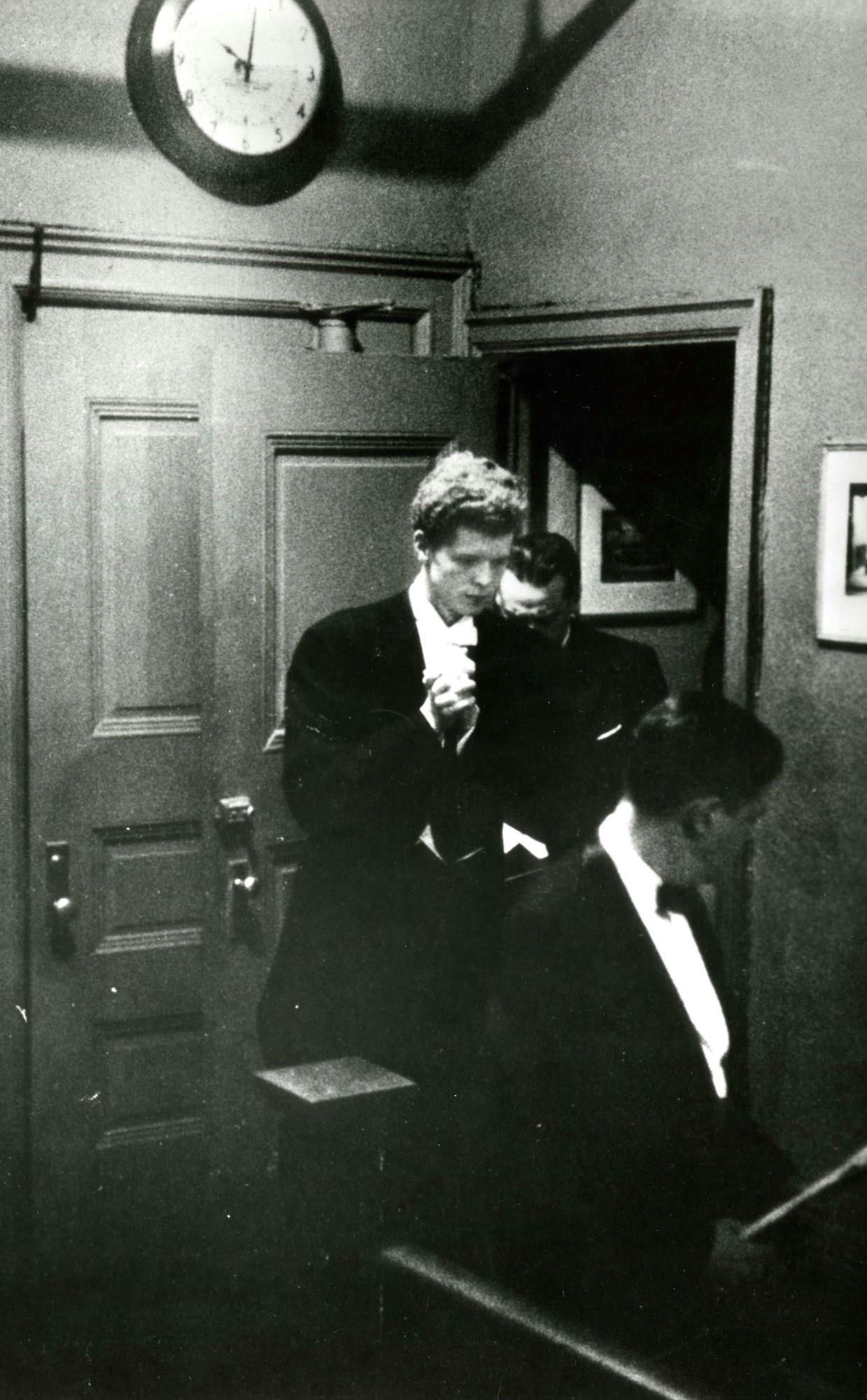 Photo of Van Cliburn backstage at Carnegie Hall, 1958
