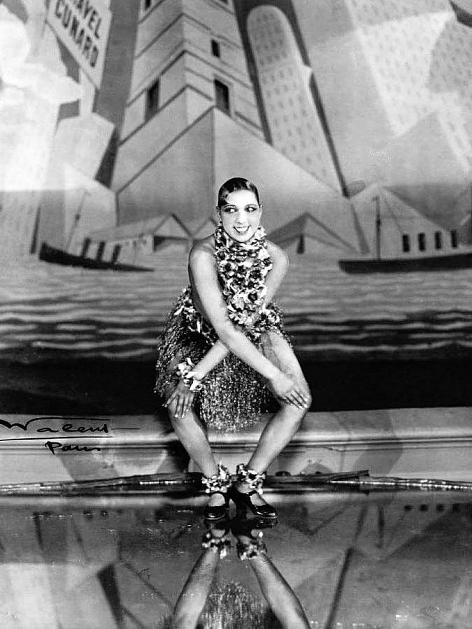 Photo of Josephine Baker dancing in La Revue Nègre, 1926