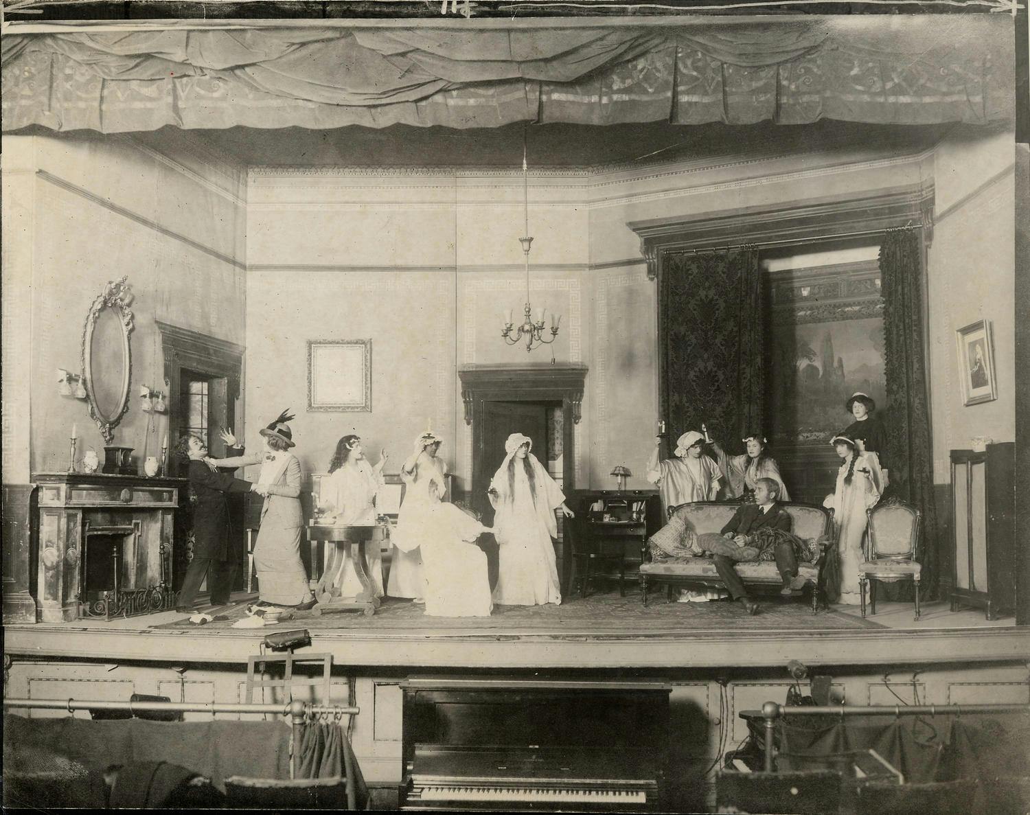 The Amateur Comedy Club in Carnegie Lyceum.