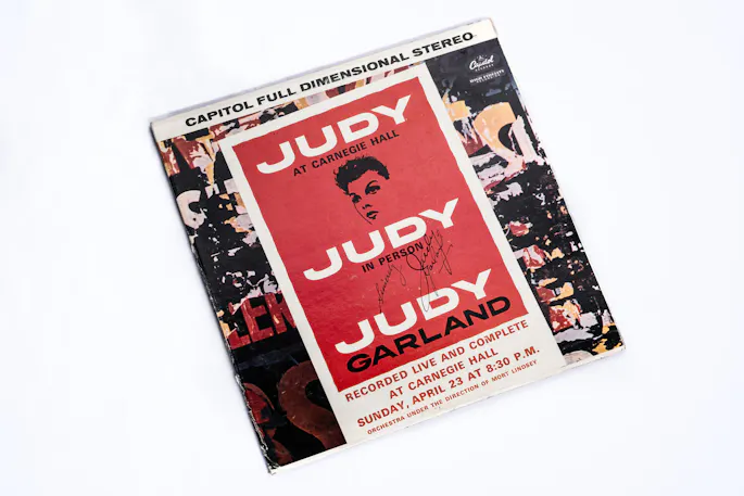 Autographed cover of Judy Garland’s 1961 album, <i>Judy at Carnegie Hall</i>