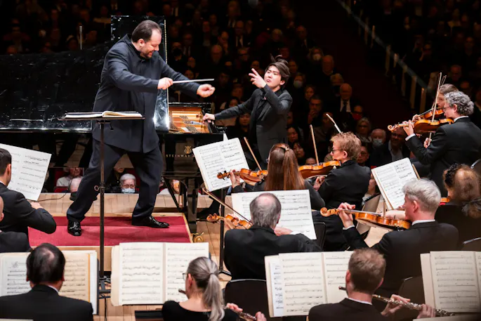 Andris Nelsons conducting Seong-Jin Cho and the Boston Symphony Orchestra