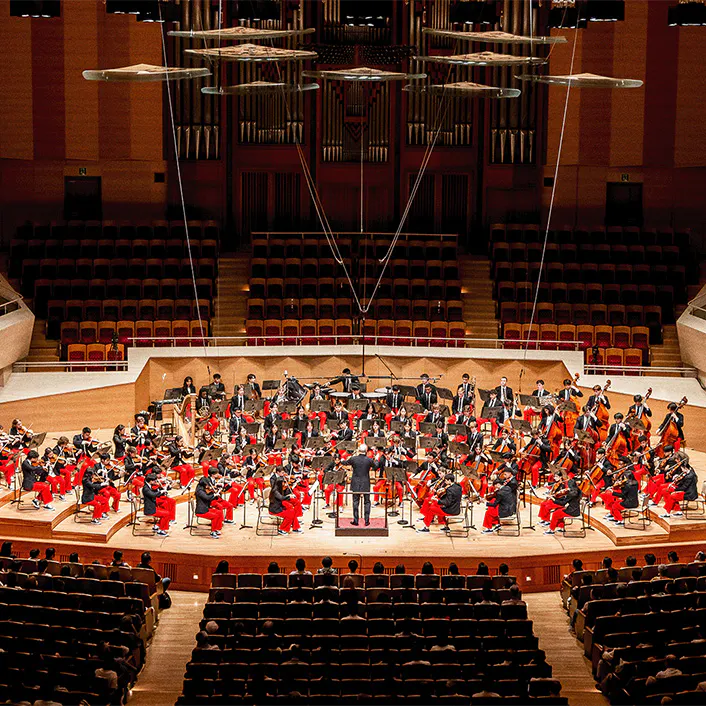 Gianandrea Noseda conducting NYO-USA on stage